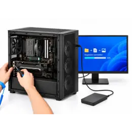 Computerassemblage met software-installatie & dataoverdracht